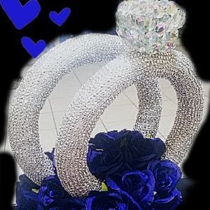 Bling diamond ring set table centerpiece